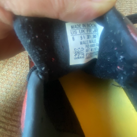 Adidas Predator Soccer Cleats - Picture 3 of 6